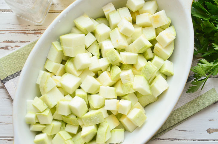 Zucchini casserole in the oven - tender and very tasty