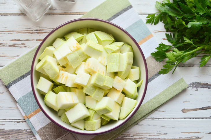 Zucchini casserole in the oven - tender and very tasty