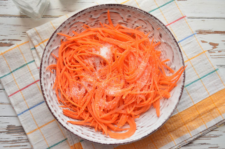 Korean-style carrots in 30 minutes - a step-by-step recipe with a photo