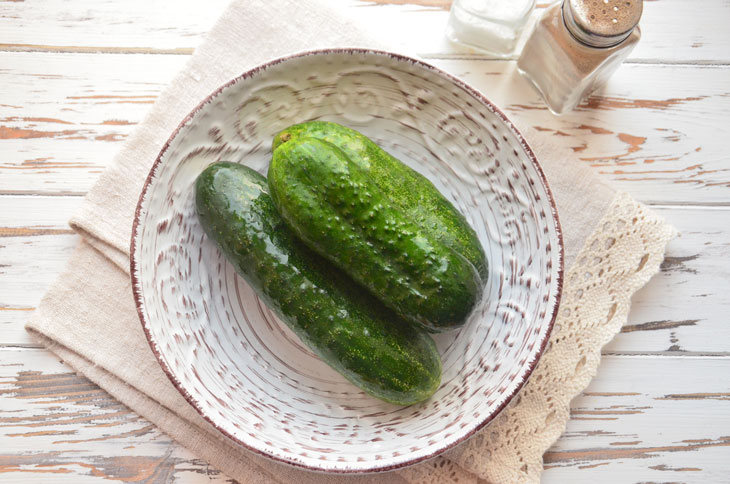 Cucumbers in a spicy marinade - a great savory snack