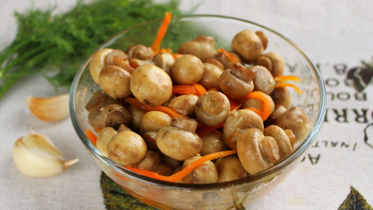 Pickled mushrooms with carrots in 10 minutes – you will no longer buy store-bought