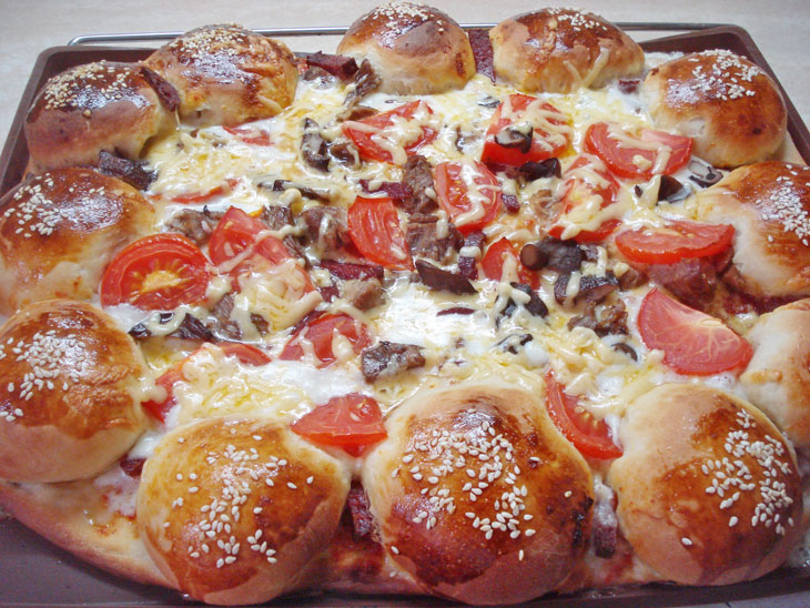 Unusual pizza pie - step by step recipe with photo