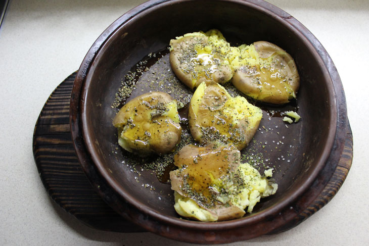 Italian-style potatoes in the oven - the perfect side dish for dinner