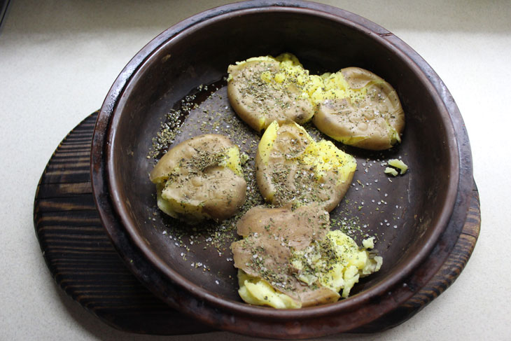 Italian-style potatoes in the oven - the perfect side dish for dinner