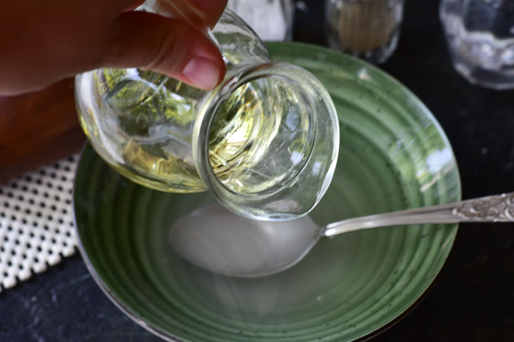 Pickled eggplants with garlic and herbs - will quickly scatter from the family table