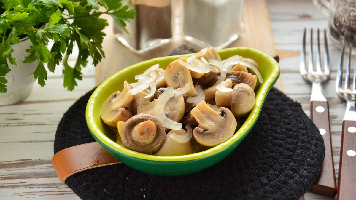 Marinated mushroom platter in 15 minutes – an amazing appetizer