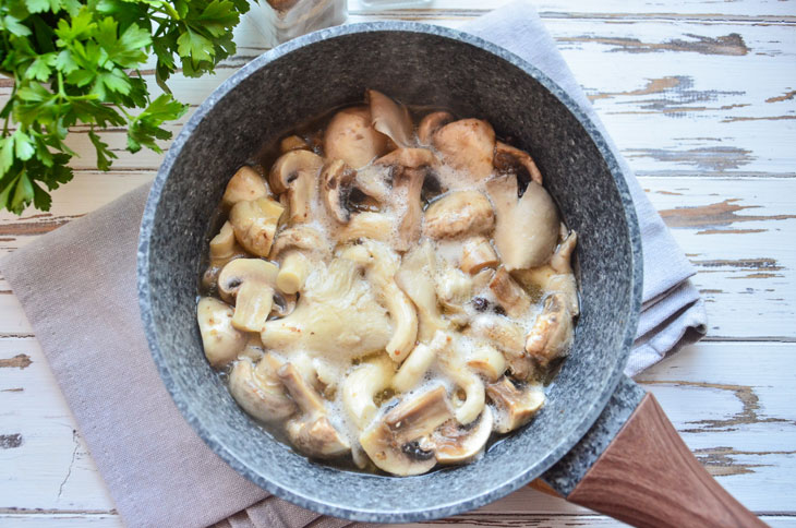 Marinated mushroom platter in 15 minutes - an amazing appetizer