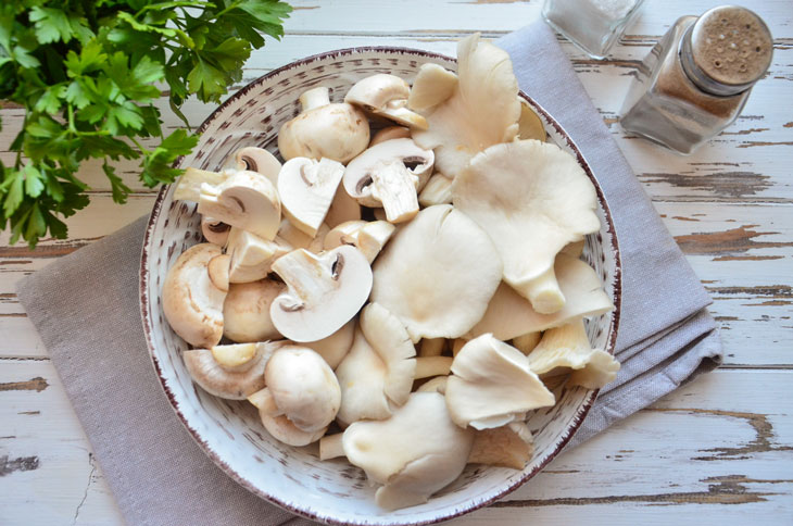 Marinated mushroom platter in 15 minutes - an amazing appetizer