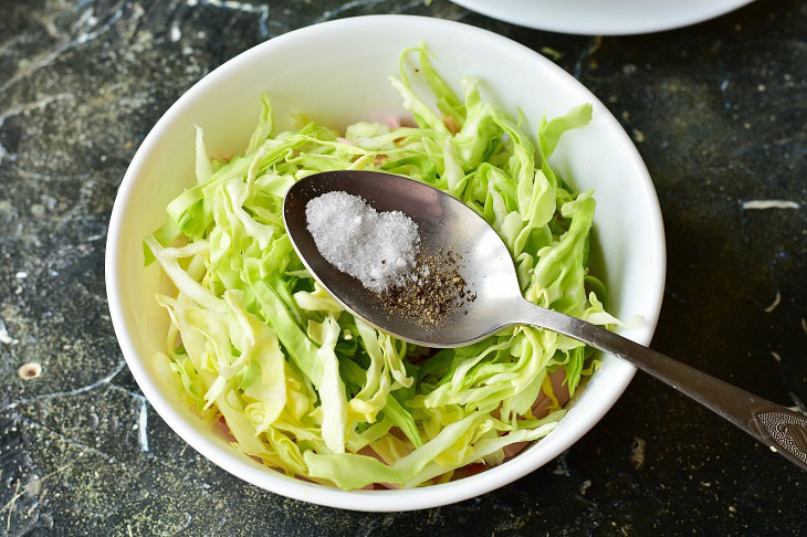 Salad "Gomelchanka" - juicy, tasty and satisfying