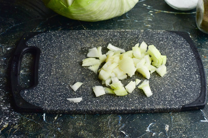 Salad "Gulistan" from young cabbage - a delicious spring recipe