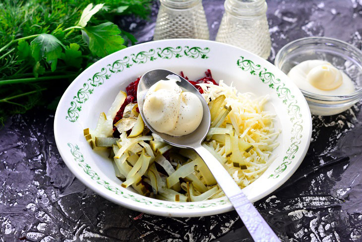 Beet salad "Agatha" - bright and very tasty