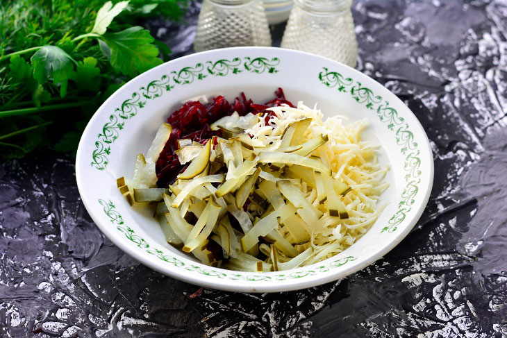 Beet salad "Agatha" - bright and very tasty