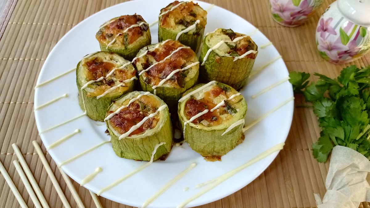 Zucchini barrels with cheese and herbs – a step by step recipe with a photo