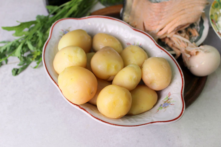 Potato gnocchi with salmon - very tender and tasty