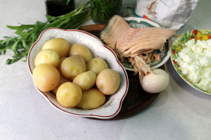 Potato gnocchi with salmon - very tender and tasty