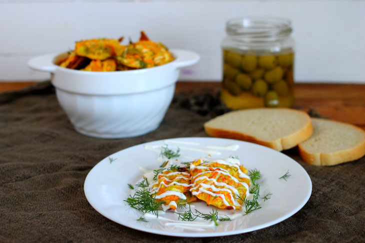 Vegetable pancakes with Adyghe cheese and olives - low-calorie and tasty