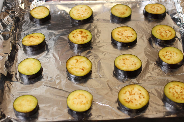 Vegetable turrets with cheese in the oven - an interesting summer recipe