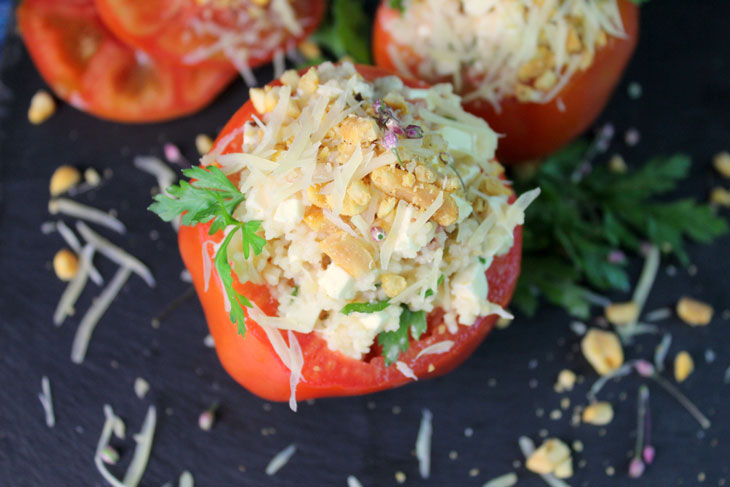 Stuffed tomatoes with couscous, cheese and nuts - a step by step recipe with a photo