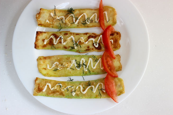 Appetizer from zucchini "Teschin language" - scatters from the table instantly