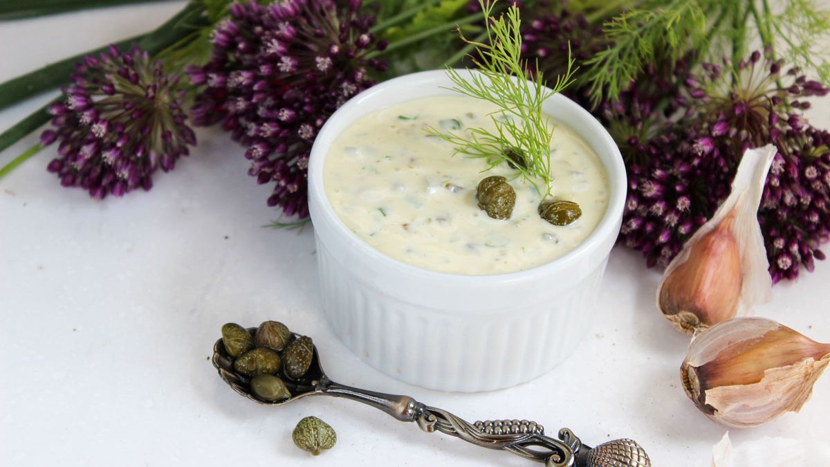 Homemade tartar sauce with mayonnaise. A quick recipe when guests are already on the doorstep!