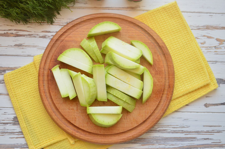 Zucchini with oyster mushrooms - a quick snack in 30 minutes!