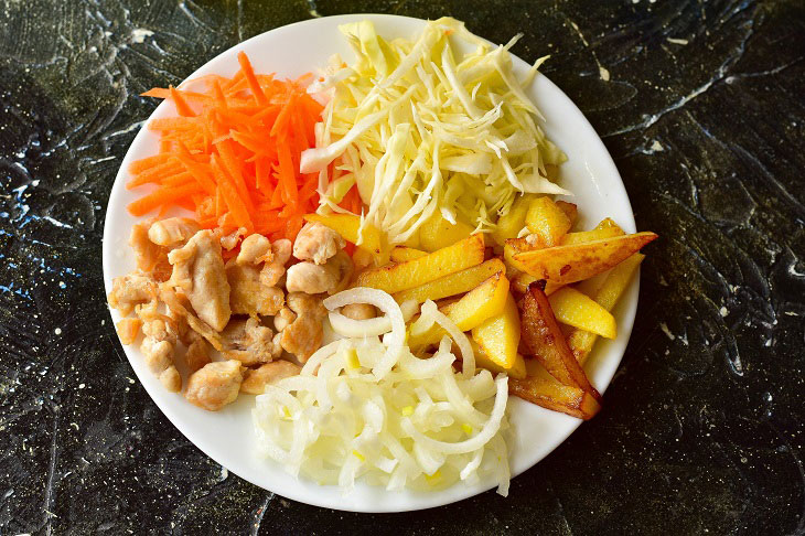 Salad "Chafan" with chicken - an original and bright recipe