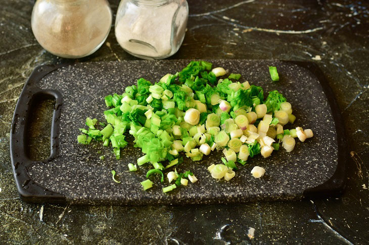 Salad "Cipollino" with green onions - healthy and tasty