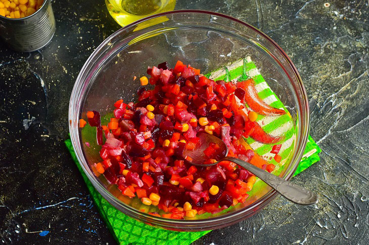 Salad "Mexican" - spicy and low-calorie