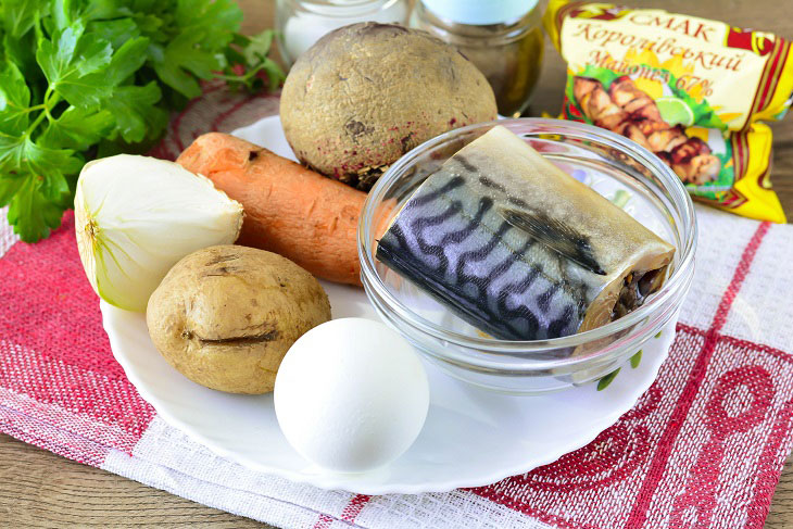 Herring under a fur coat with mackerel - an interesting salad on the festive table