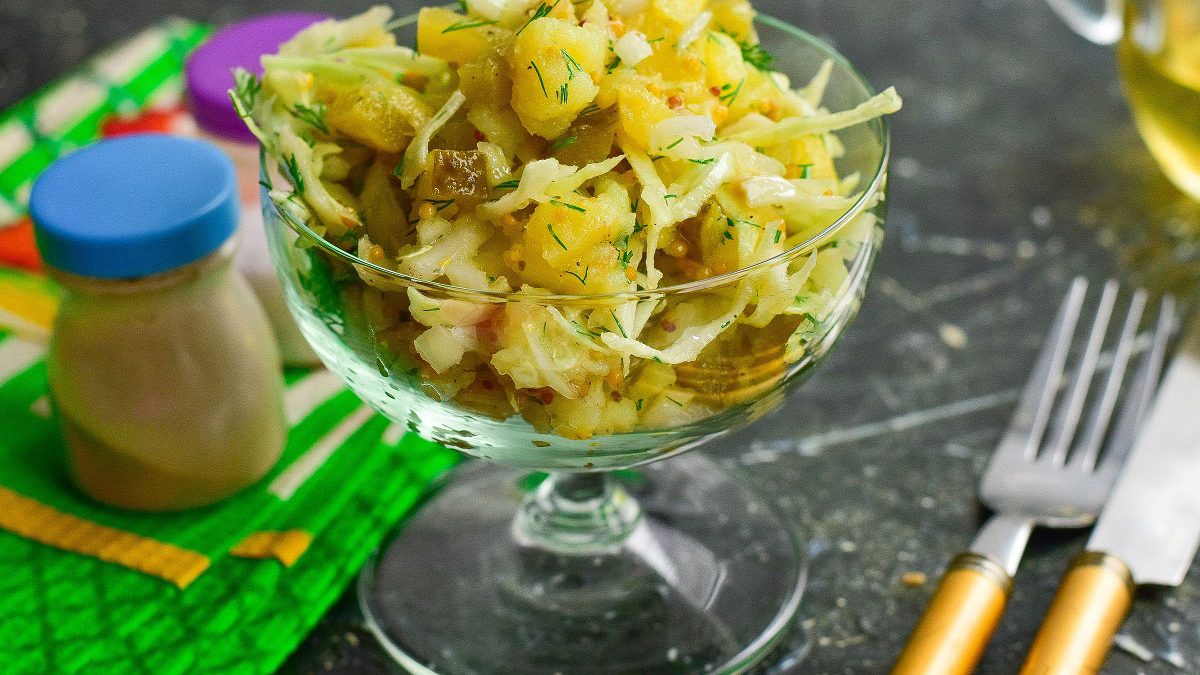 Potato salad “Minute business” – an interesting recipe in a hurry