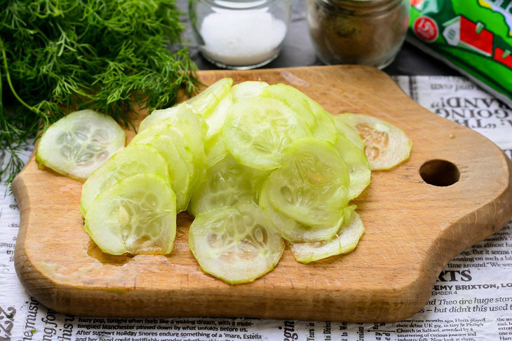 Salad "Miseria" in Polish - simple, budget and delicious