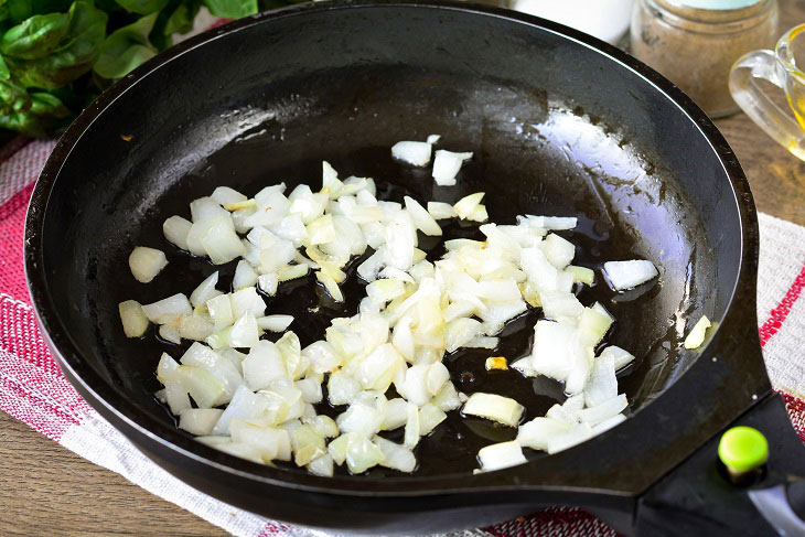 Salad "Pandora" with mushrooms - festive and tasty