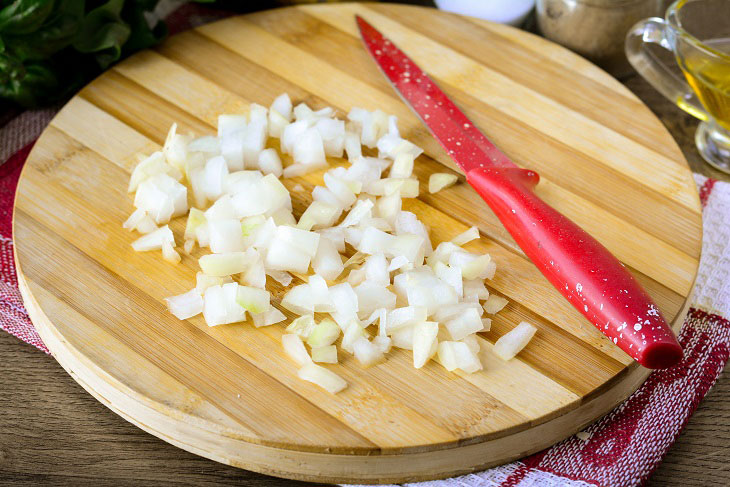 Salad "Pandora" with mushrooms - festive and tasty