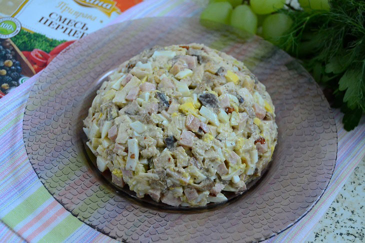 Salad "Tiffany" with ham and mushrooms - delicious, hearty and elegant