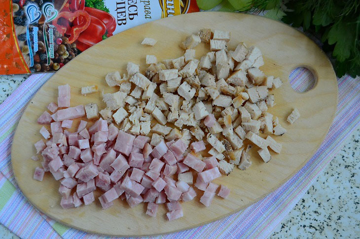 Salad "Tiffany" with ham and mushrooms - delicious, hearty and elegant