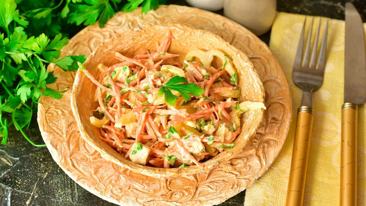 Salad “Peterhof” with chicken – a healthy and beautiful recipe