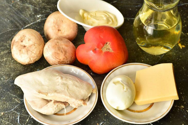 Chicago salad with chicken - an original and festive recipe