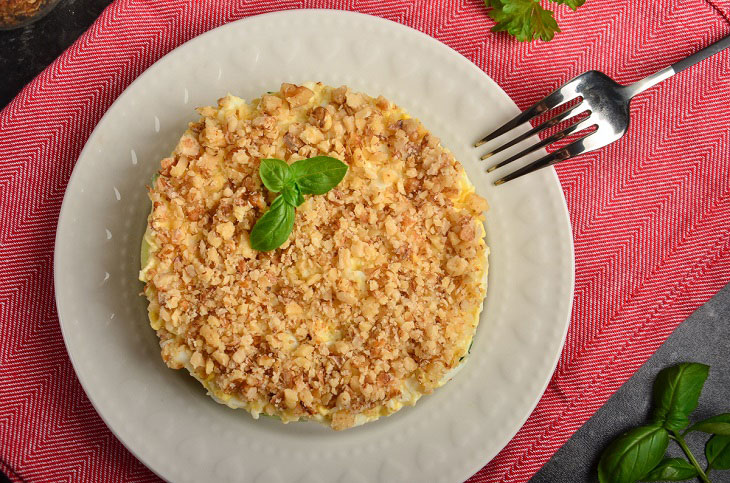 Layered salad "Macho" with beef - simple, juicy and tasty