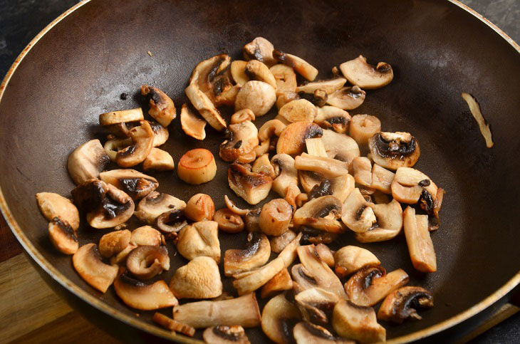 Salad "Belarusian" with liver and mushrooms - a delicious recipe for any occasion