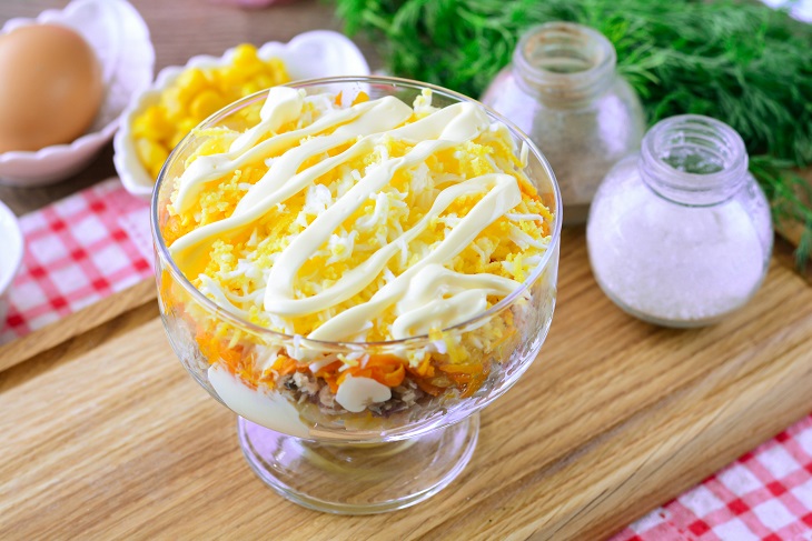 Salad "Mimosa" with corn - juicy, appetizing and festive