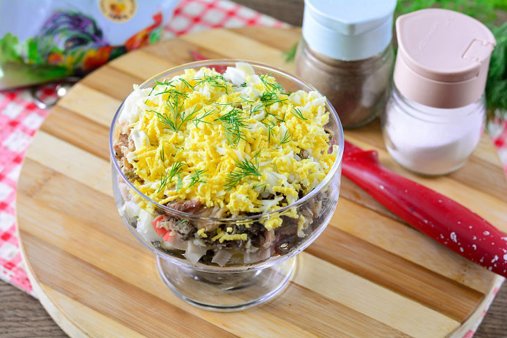 Salad "Sea bottom" with crab sticks - tasty and elegant