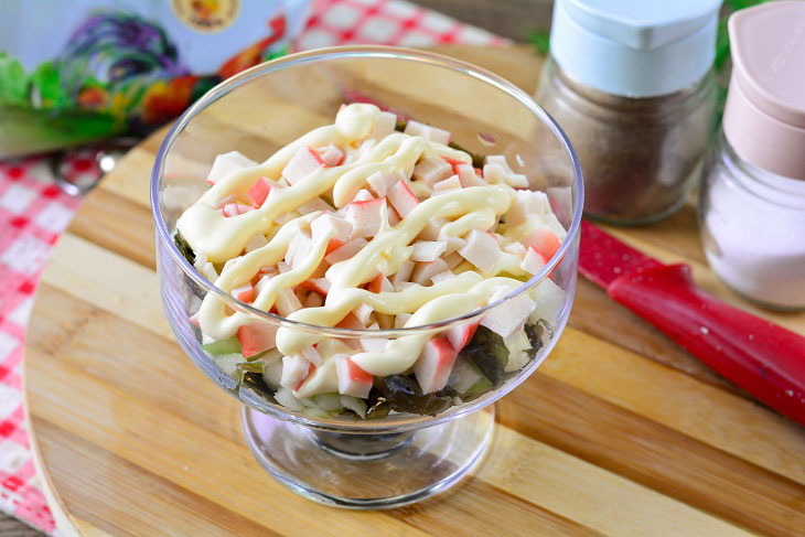 Salad "Sea bottom" with crab sticks - tasty and elegant