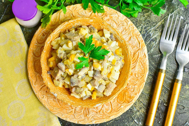 Salad "Zodiac" with meat and mushrooms - a great dish for any table