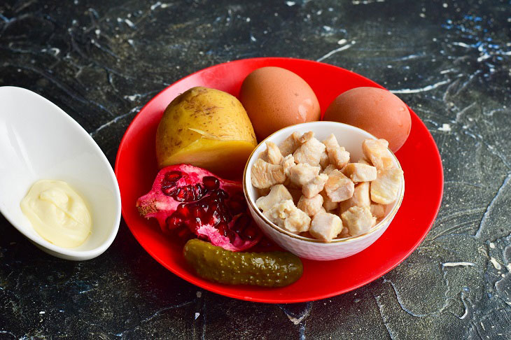 Salad "Beads in the Snow" - a beautiful recipe for the New Year's table