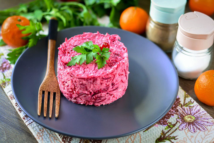 Salad "Pink Flamingo" - it causes a sensation among the invited guests