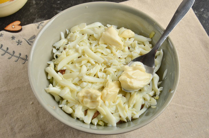 Salad "Aristocrat" with tuna and crab sticks - tender and juicy