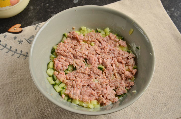 Salad "Aristocrat" with tuna and crab sticks - tender and juicy