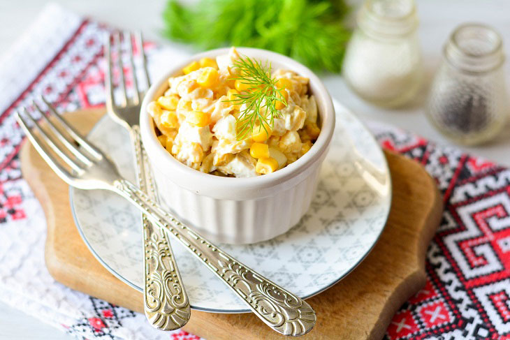 Salad "Parisian" with chicken and pineapples - tender and spicy