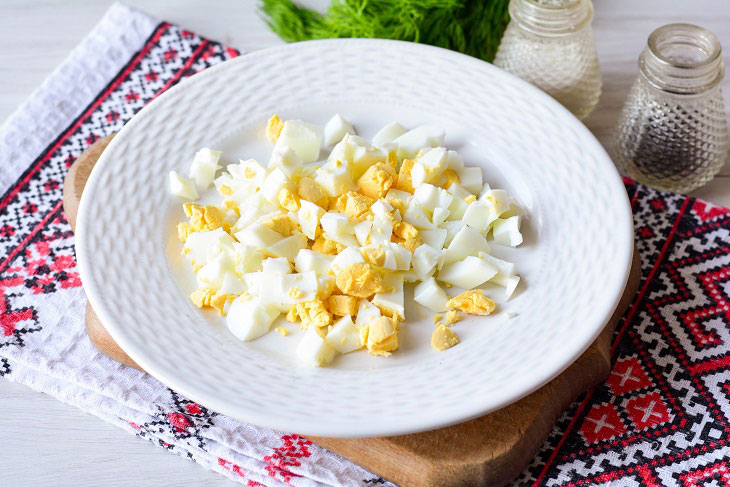 Salad "Parisian" with chicken and pineapples - tender and spicy