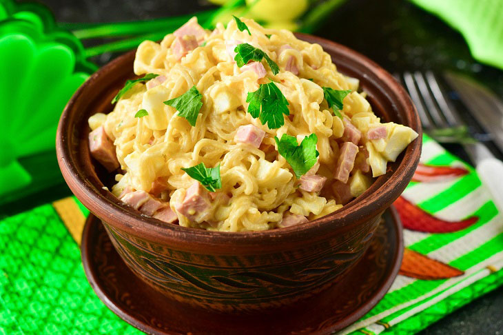 Salad of Mivina (noodles) with boiled sausage - it will fit even on the festive table